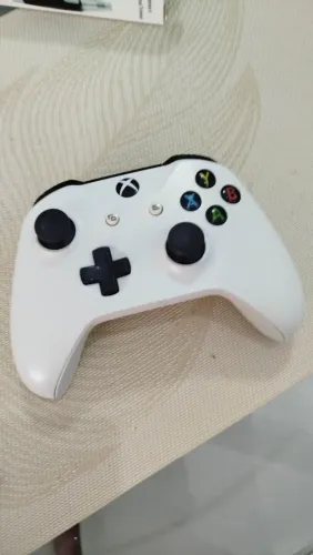 Controle Xbox onde com analógico magnético