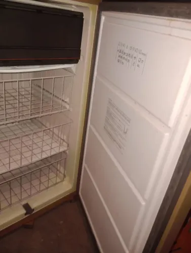 Freezer funcionando entrego 650