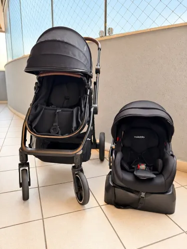 Carrinho Kiddo Moisés + Bebê Conforto + Base Veicular
