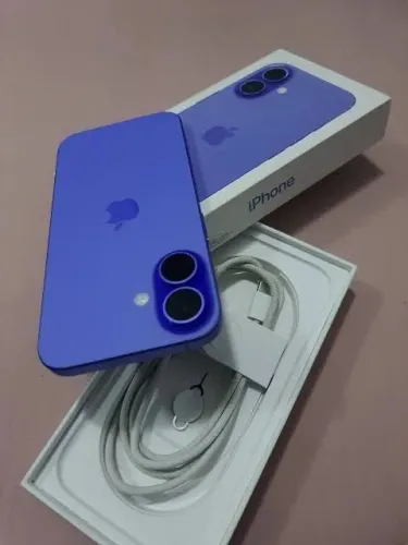 Vendo iPhone 16 128gb