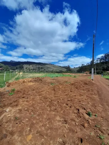 LINDA CHACARA NO CORREGO DOS MIRANDA, SARDOA