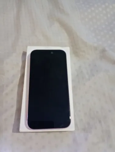 iPhone 15 rose