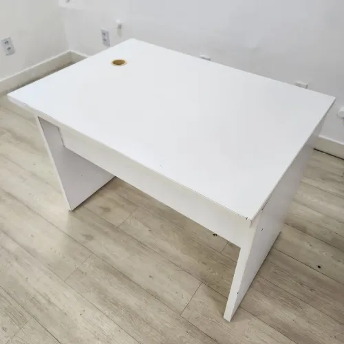 Mesa de Escritório em MDF Branco 1,00 × 0,60 m 