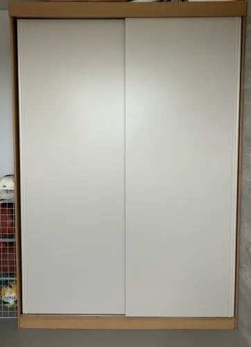 Guarda-roupa 2 portas de correr - Imperdível!