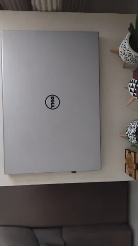 Notebook Dell Inspiron com SSD 240 GB