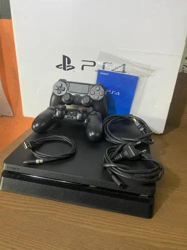 Playstation 4 Slim 1 tera