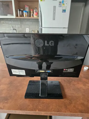 Monitor LG 20" LED sem cabo