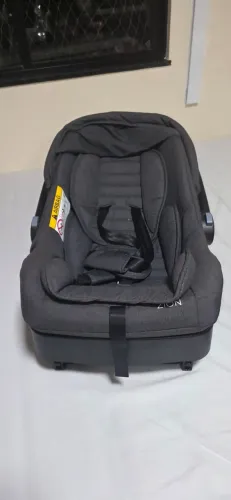 Bebê conforto Infanti Zion + Base veicular