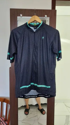 Conjunto Camisa e Bermuda Ciclismo Free Force GG