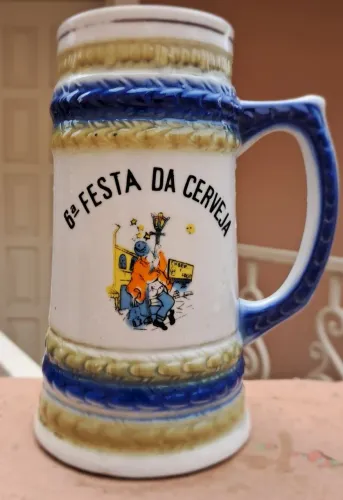 Caneca da 6° Festa da Cerveja (1973) no Clube Literário em Paranagua/PR.