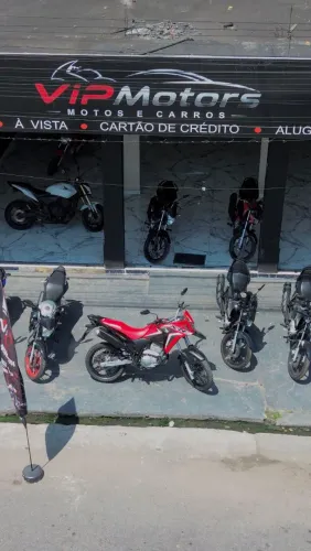 XRE 300 BEM CONSERVADA