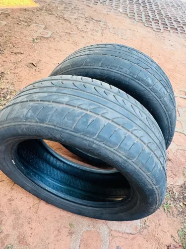 Pneu aro 17. 225/50