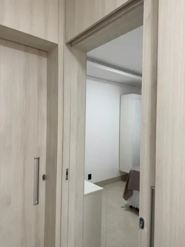 Apartamento Completo e Mobiliado | 3 Quartos | Próximo ao Centro Político