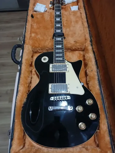 Guitarra strinberg LPS 230 