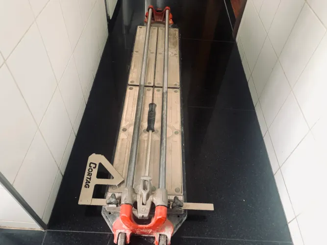 Cortador de piso e cerâmicas CORTAG