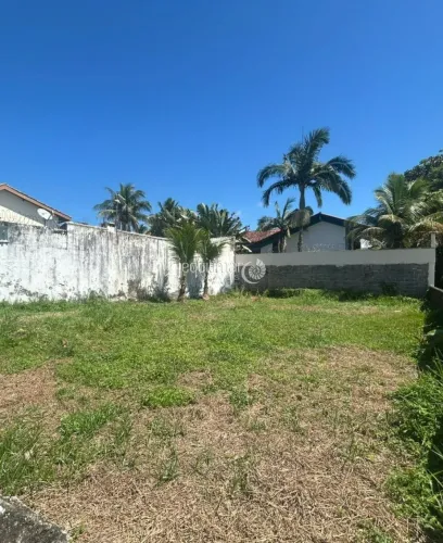 Terreno à venda em Guarujá Terreno à venda em Guarujá