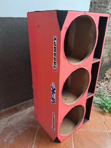 Caixa p/ falantes de 12 polegadas de 1000 a 1.500 rms pancadão
