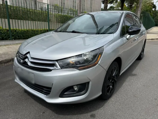 Citroen C4 Lounge Tendance 2.0 Flex 4P Mec. 2016