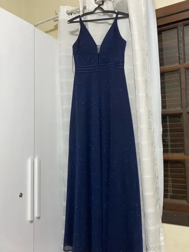 vestido de festa azul marinho com glitter