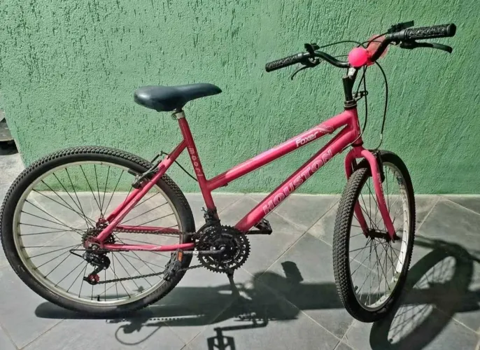 Bicicleta Houston Foxer aro 26, muito conservada.