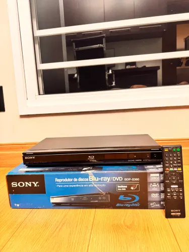 Leitor de blu-ray e DVD Sony BDP- S360 Full HD 1080p com cabo HDMI