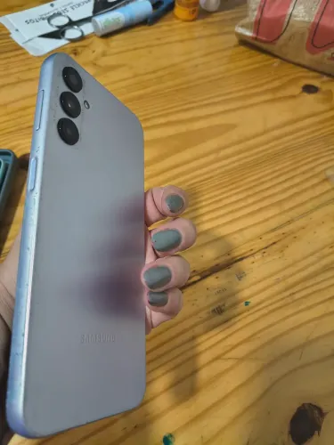 Samsung A14 usado