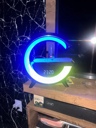 Luminária Smart Speaker G - Carregador por Indução e Som