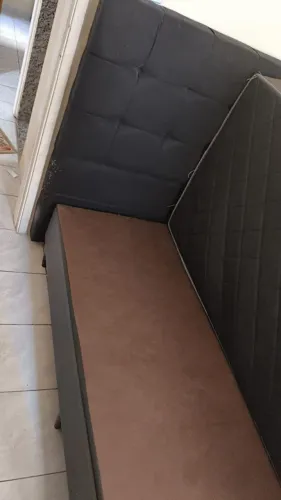 Vendo cabeceira + base de cama usadas com marcas de uso solteiro ortobom