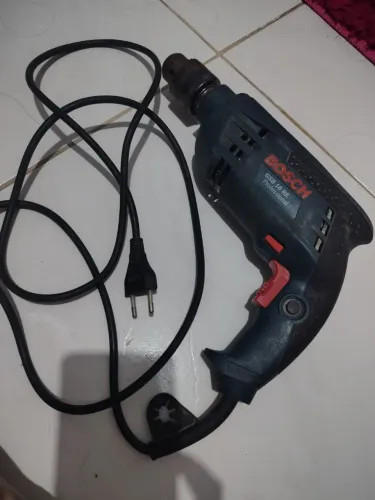 Furadeira Bosch profissional 