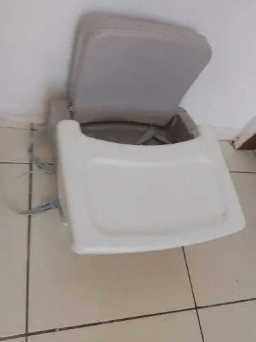 Cadeirinha de alimentação 