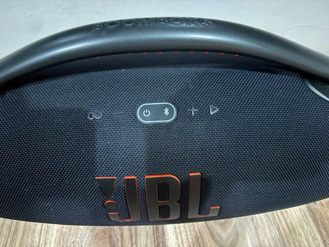 JBL Boombox 3