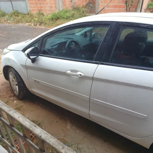 Ford Fiesta 1.5 16V Flex Mec. 5P 2014