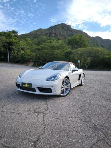 Porsche 718 Boxster 2.0 300cv 2024