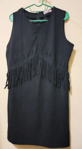 Vestido preto desapego