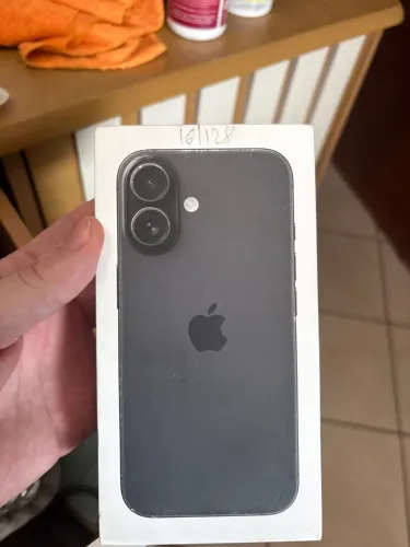 iPhone 16 128 uma semana de uso 1 ano garantia da iPho