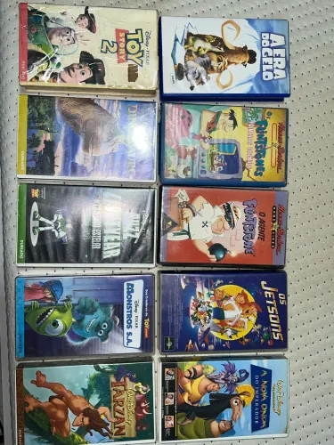 Fitas VHS no Estado