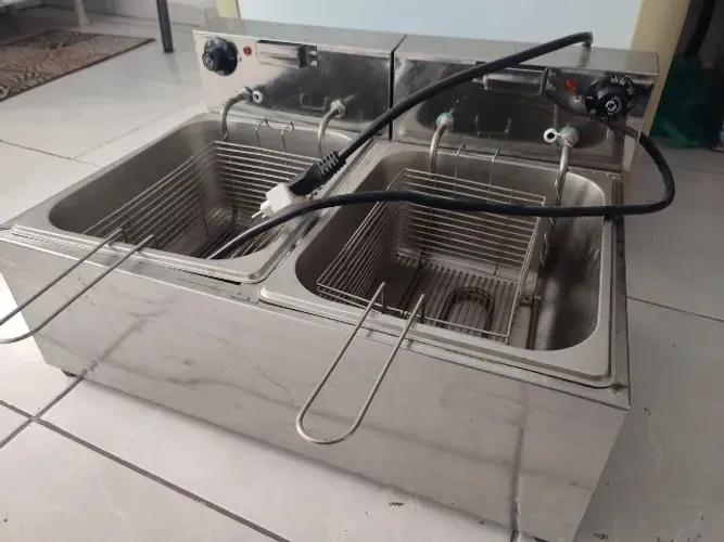 Fritadeira DUPLA 127v.