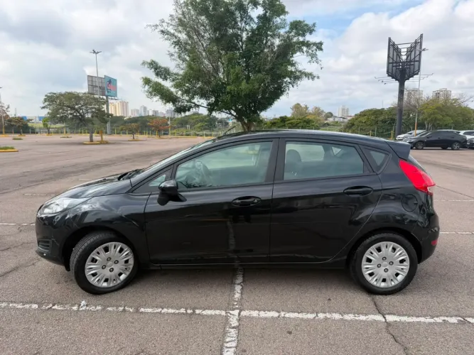 Ford Fiesta 1.5 16V Flex Mec. 5P 2015