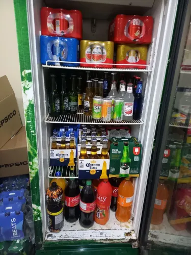 Freezer cervejeiro expositor grande 600lts conservado funcionando perfeitamente 