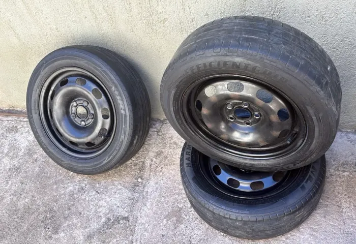 Rodas aro 15 VW 5 furos 