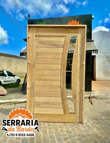 PORTA MODELO MEIA LUA Modernidade, imponência e acabamento que valorizam sua casa!