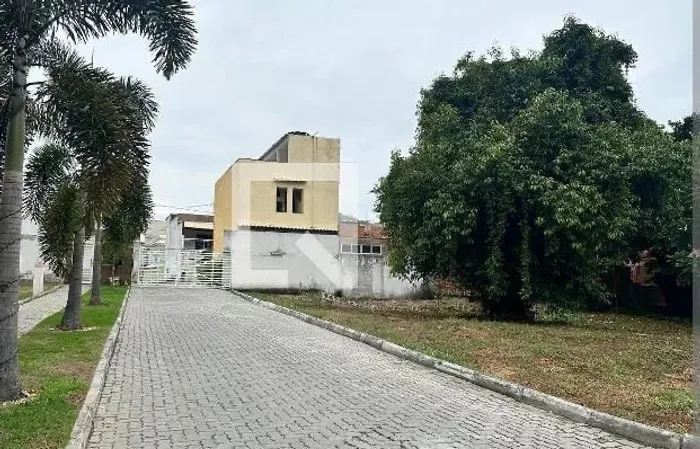 Vendo ou Troco Terreno em Vargem Pequena 