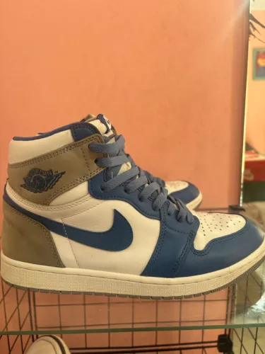 Jordan 1 high blue