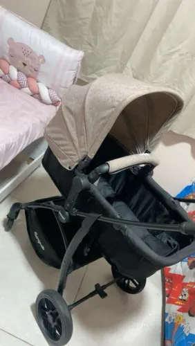 Carrinho de bebê+ banheira