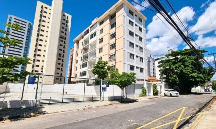 Apartamento à venda - Rua Visconde de Mauá, Aldeota - Localização excelente