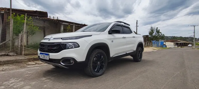 Fiat Toro Volcano 2.0 16V 4X4 TB Diesel Aut. 2018