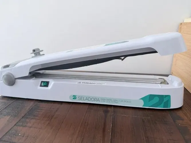 Seladora para papel grau cirúrgico com guilhotina