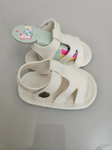 Sandália para bebê 