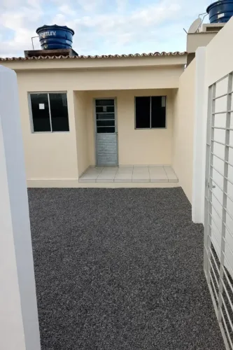CASA EM FEIRA NOVA - PE