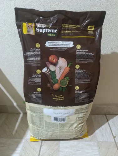 Ração Quatree Supreme Natural para gatos castrados